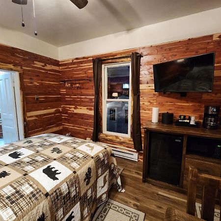 Log Cabin Inn Eureka Springs Dış mekan fotoğraf