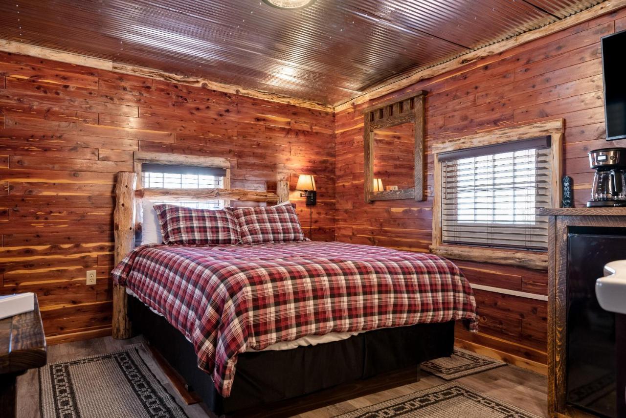 Log Cabin Inn Eureka Springs Dış mekan fotoğraf