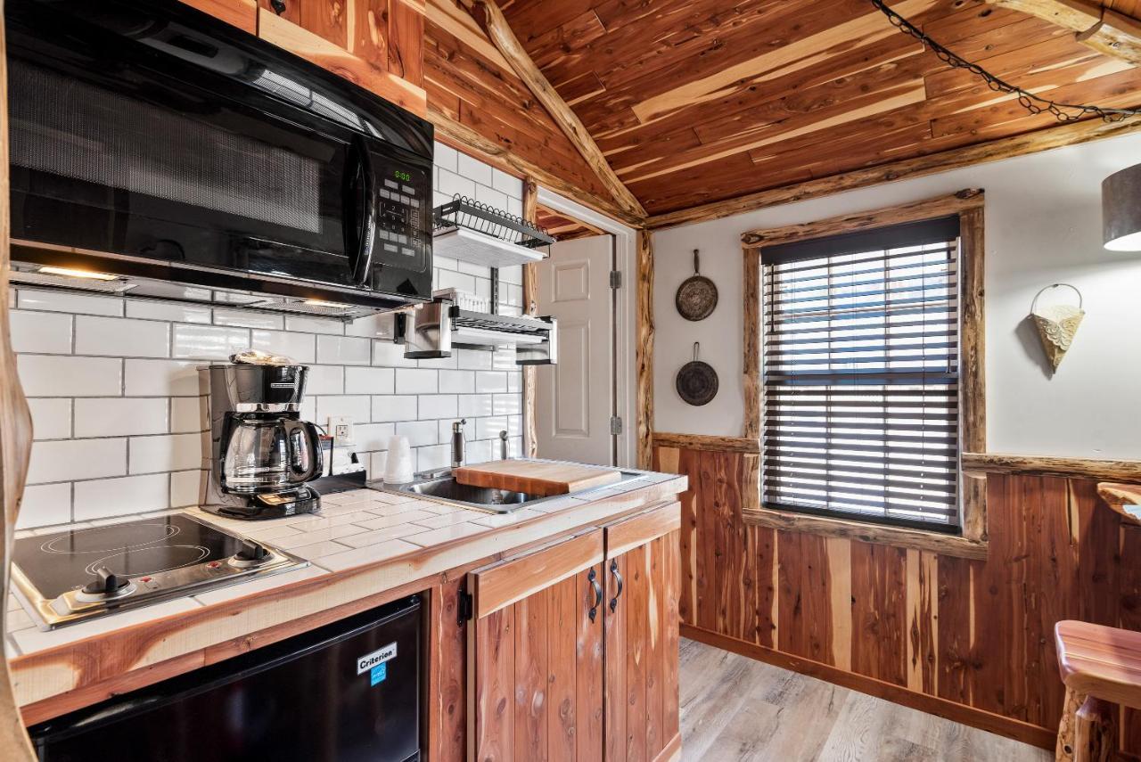 Log Cabin Inn Eureka Springs Dış mekan fotoğraf