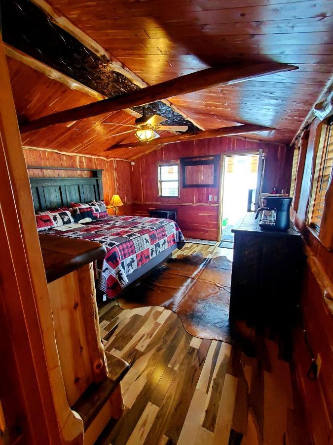 Log Cabin Inn Eureka Springs Dış mekan fotoğraf