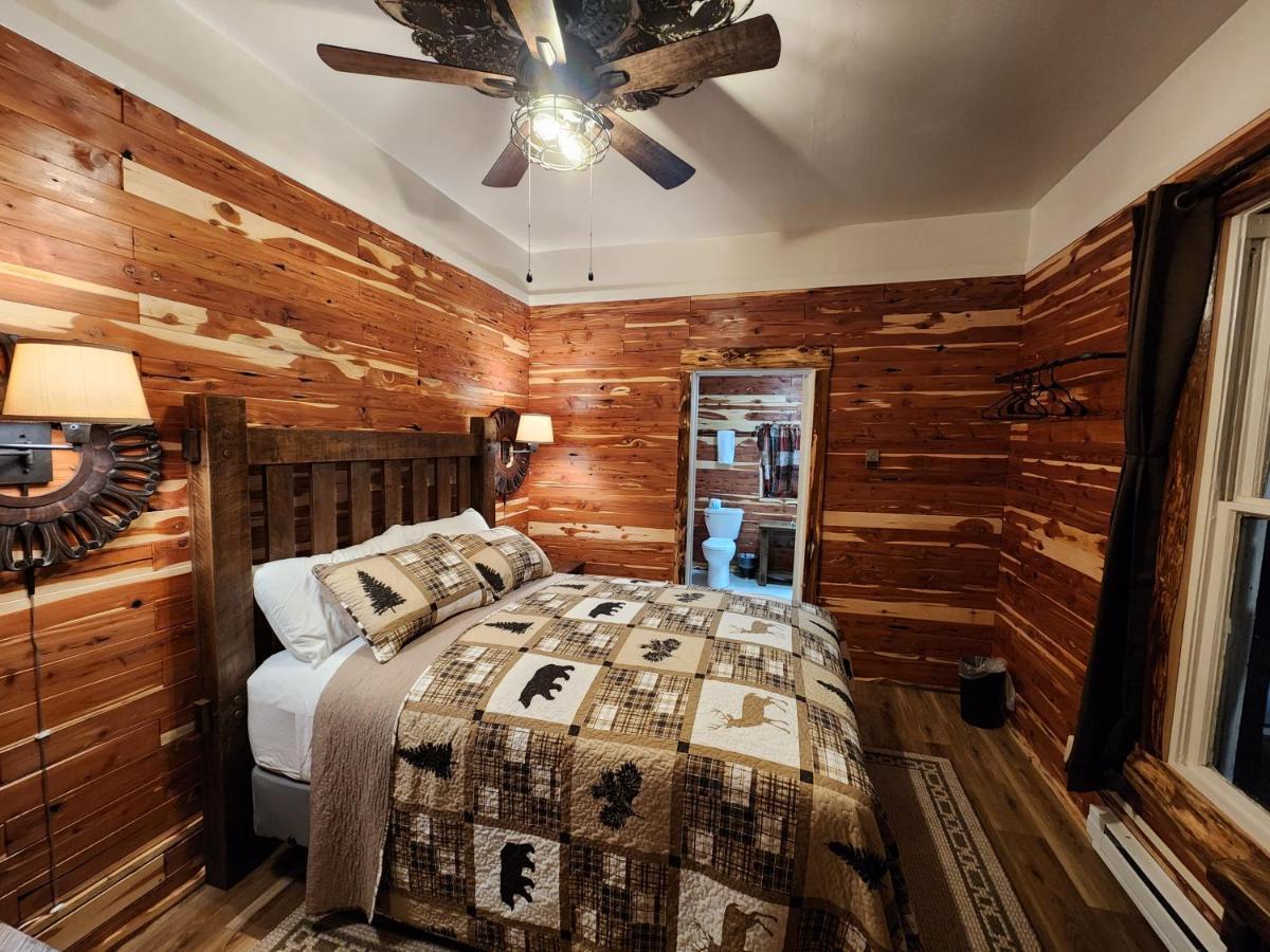 Log Cabin Inn Eureka Springs Dış mekan fotoğraf