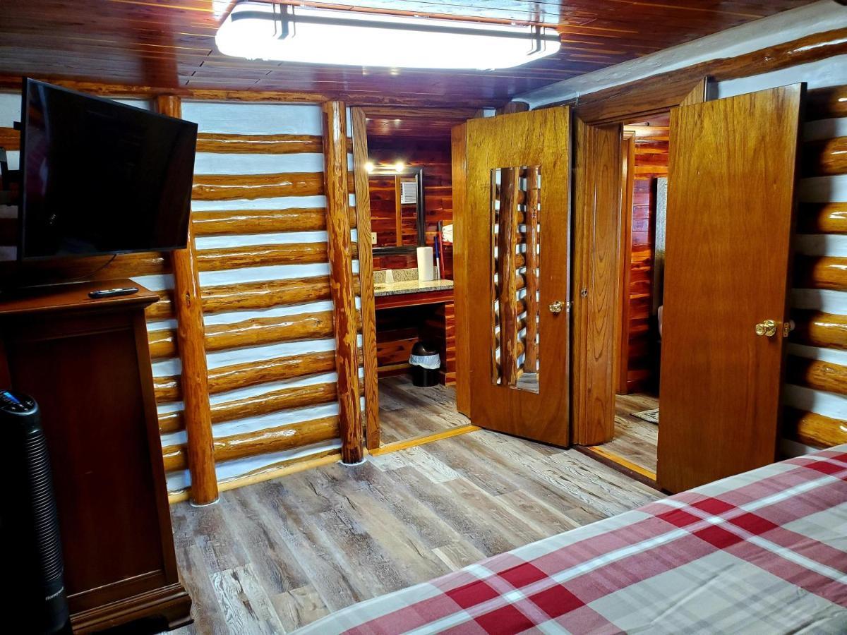 Log Cabin Inn Eureka Springs Dış mekan fotoğraf